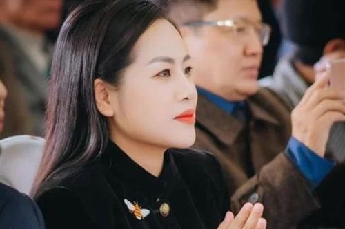 Sau Huấn Hoa Hồng, 1 nhà hảo tâm tuyên bố sẽ ủng hộ 2 tỷ đồng nếu mẹ bé Bắp làm được 1 điều