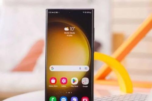 Bảng giá Galaxy S23 cuối tháng 2: Galaxy S23 Ultra cực dễ mua, Galaxy S24 Plus vua màn lớn giá rẻ