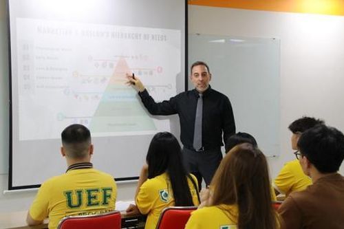 Cử nhân quốc tế Keuka - UEF: Cơ hội học tập chuẩn Mỹ ngay tại Việt Nam