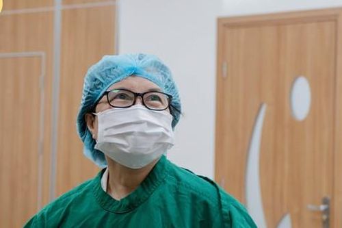 Chuyện về gia đình có 3 thế hệ mắc bệnh hiếm gặp và vị chuyên gia bỏ tiền túi làm xét nghiệm cho bệnh nhân