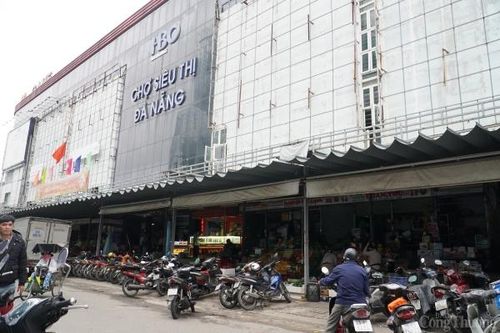 Bị cắt điện, nước, tiểu thương chợ Siêu thị Đà Nẵng bức xúc
