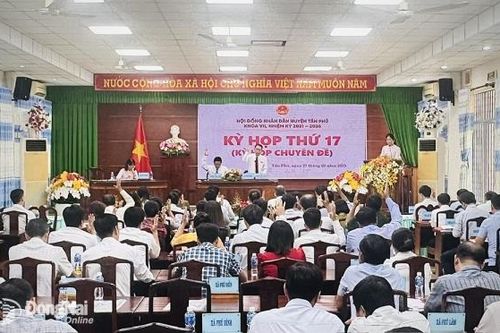 HĐND huyện Tân Phú thông qua đề án sắp xếp tổ chức bộ máy các cơ quan chuyên môn