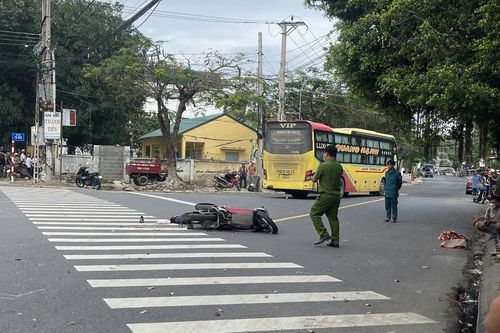 Tại Cam Ranh: Một thầy giáo bị xe khách cán tử vong