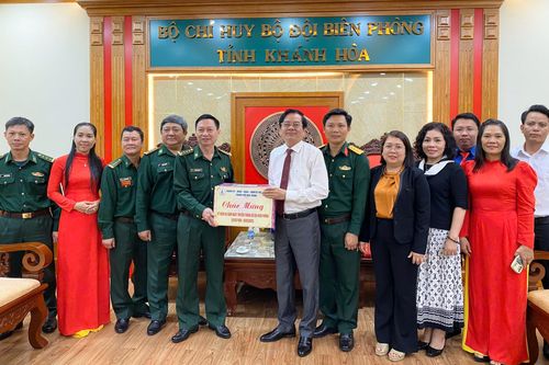 Bí thư Thành ủy Nha Trang Trần Mạnh Dũng: Thăm, chúc mừng Bộ Chỉ huy Bộ đội Biên phòng tỉnh