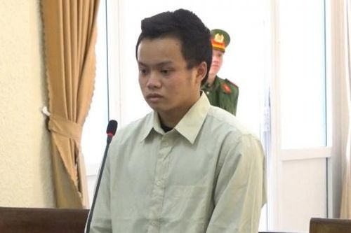 Bênh mẹ nên đâm cha tử vong, bị cáo lãnh án 16 năm tù