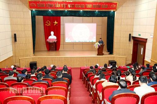Khai giảng Lớp Bồi dưỡng ngạch chuyên viên và tương đương K61
