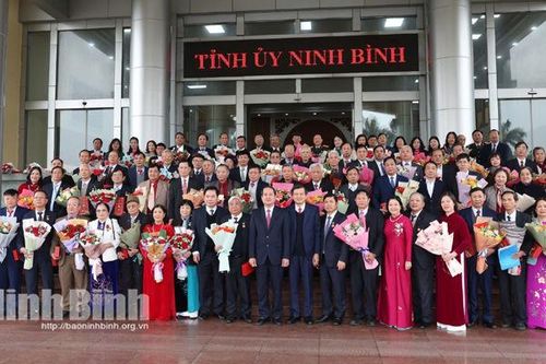 Gặp mặt đại biểu thầy thuốc nhân kỷ niệm 70 năm Ngày Thầy thuốc Việt Nam