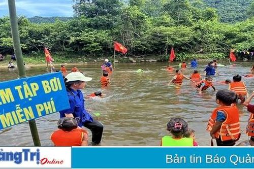 Đoàn Thanh niên Đakrông với công tác giáo dục trẻ em