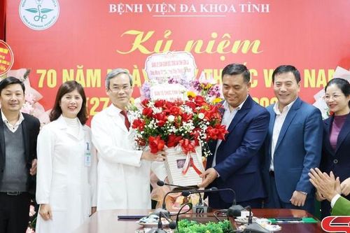 Các cơ quan, ban, ngành chúc mừng Ngày Thầy thuốc Việt Nam 27/2