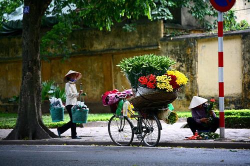 Bổ sung tiêu chí xác định người lao động có thu nhập thấp