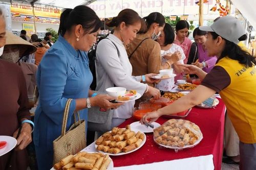 Tiền Giang: Phân ban Ni giới tỉnh tổ chức buffet gây quỹ hoạt động năm 2025