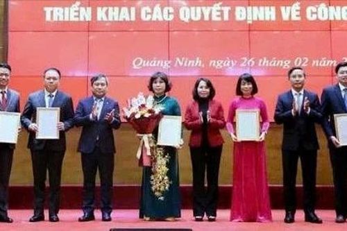 Quảng Ninh công bố các nghị quyết thành lập, tổ chức lại các cơ quan chuyên môn thuộc UBND tỉnh và công tác cán bộ