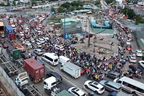 Phải xử lý người không hoàn thành việc bồi thường, bàn giao mặt bằng cho dự án trọng điểm