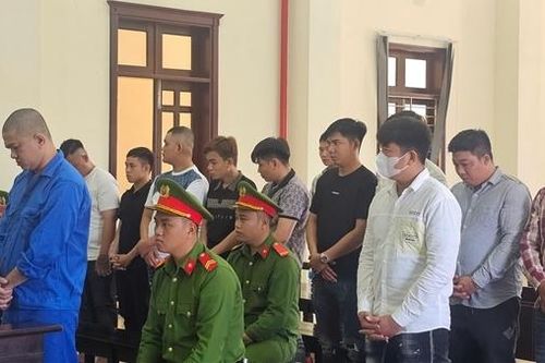 Án chung thân cho chủ trại gà bắn chết kẻ bảo kê hội chợ