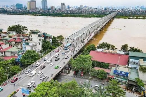 Cho phép phương tiện lưu thông trên cầu Chương Dương