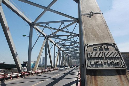 Điều chỉnh tổ chức giao thông, cho phép một số phương tiện lưu thông trên Cầu Chương Dương, Hà Nội