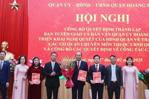 Hoàng Mai công bố quyết định thành lập Ban Tuyên giáo và Dân vận Quận ủy