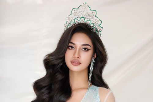 Nông Thúy Hằng ghi danh thi 'Miss Cosmo Vietnam 2025'