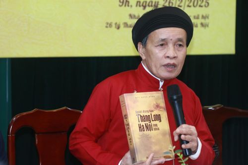 Người đứng đầu Thăng Long - Hà Nội
