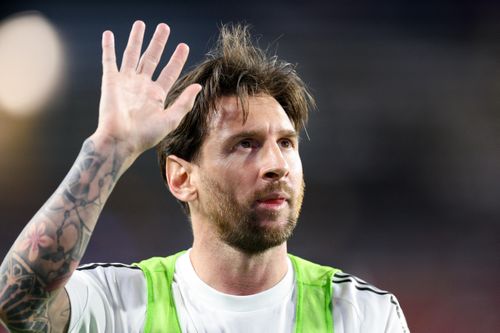 Messi sắp tạo thêm trận cầu lịch sử