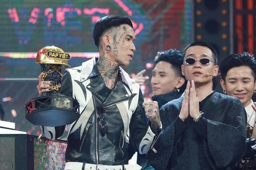 Chuyện gì đang xảy ra với Rap Việt?