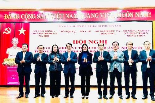Sở LĐTB&XH Hà Nội bàn giao hơn 3.000 cán bộ về 4 Sở