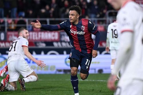 AC Milan thua ngược Bologna, xa rời tấm vé dự Champions League