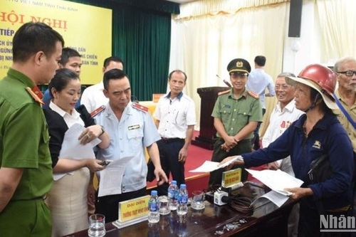 Thái Bình: Khởi tố 2 đối tượng sử dụng tài liệu giả lập hồ sơ đề nghị hưởng chế độ, chính sách