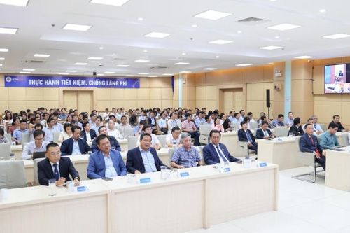EVNCPC: Hợp nhất Ban Quản lý dự án Điện nông thôn miền trung và Ban Quản lý dự án Lưới điện miền trung