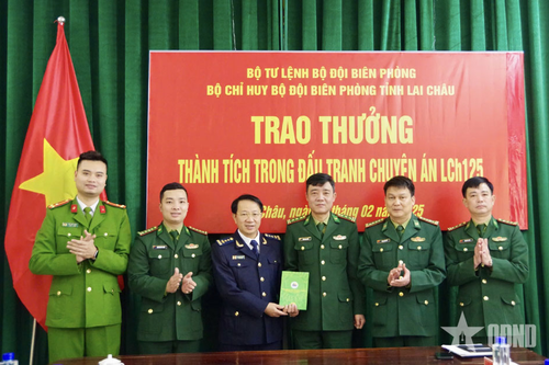 Lai Châu: Khen thưởng các lực lượng đấu tranh thành công chuyên án buôn lậu