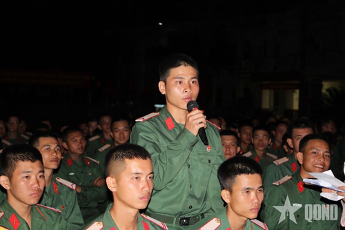 Bộ CHQS tỉnh Đắk Lắk: Trung đoàn 584 tổ chức chương trình 'Chào tân binh'