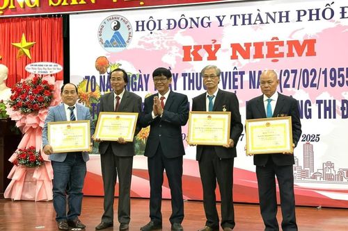Nhiều hoạt động kỷ niệm, tôn vinh nhân Ngày Thầy thuốc Việt Nam