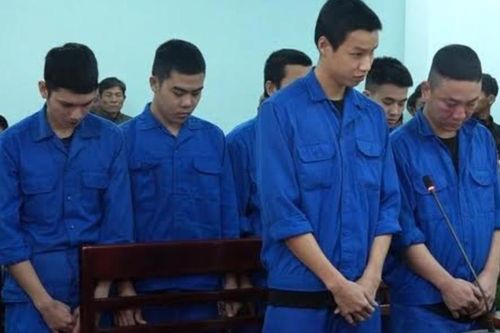 Đi tù vì mở 'tiệc' ma túy