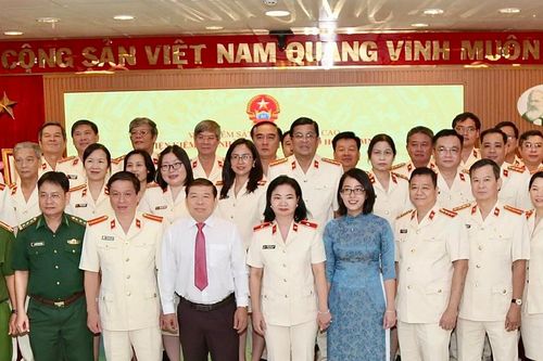 Viện KSND TPHCM biểu dương điển hình tiên tiến, khơi dậy động lực thi đua
