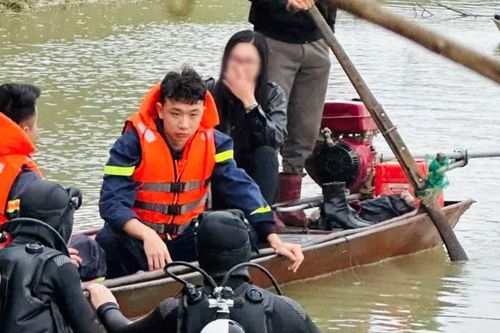 Tìm thấy thi thể 2 học sinh đuối nước trên sông Chu ở Thanh Hóa