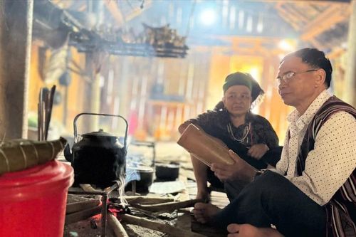 Độc đáo chiêng làm từ tre của người H'rê Quảng Ngãi