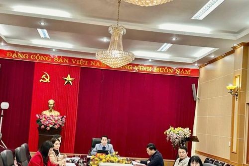 Dự giờ tiết dạy trực tuyến môn tiếng Anh theo chương trình hỗ trợ
