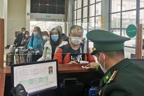 Bộ Công an đề nghị người phẫu thuật thẩm mỹ khuôn mặt đổi căn cước, hộ chiếu