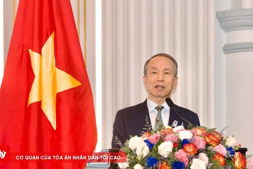 Họp mặt kỷ niệm sinh nhật lần thứ 65 của Nhật Hoàng NARUHITO