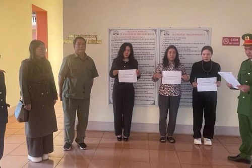 3 phụ nữ lừa đảo hơn 1 tỷ đồng bằng chiêu trò chạy án