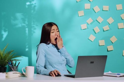 Thường xuyên buồn ngủ có phải dấu hiệu bệnh nguy hiểm?