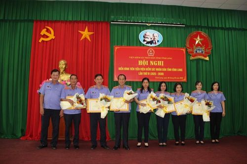 VKSND tỉnh Vĩnh Long tổ chức thành công Hội nghị Điển hình tiên tiến lần thứ IV (2025-2030)