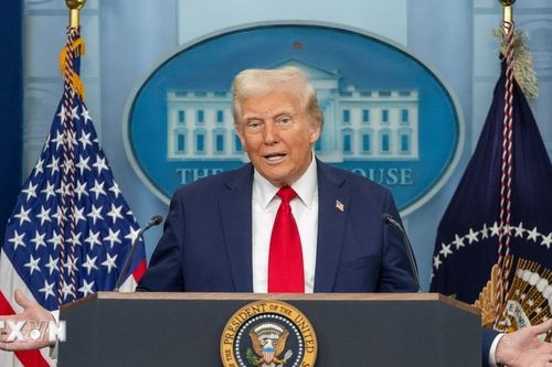Tổng thống Mỹ Donald Trump 'dường như không biết' về thuật ngữ AUKUS
