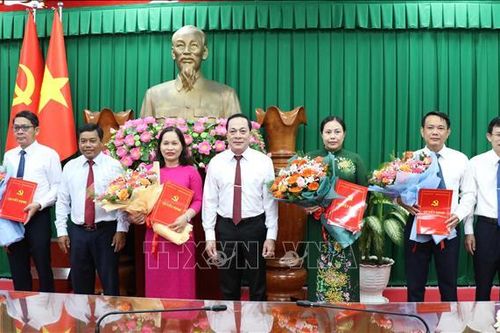 Đắk Nông, Trà Vinh công bố các quyết định về công tác cán bộ