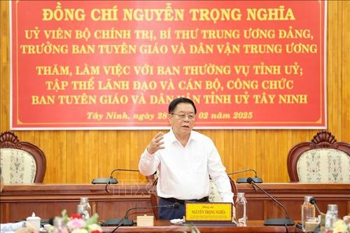 Đồng chí Nguyễn Trọng Nghĩa thăm, làm việc tại Tây Ninh
