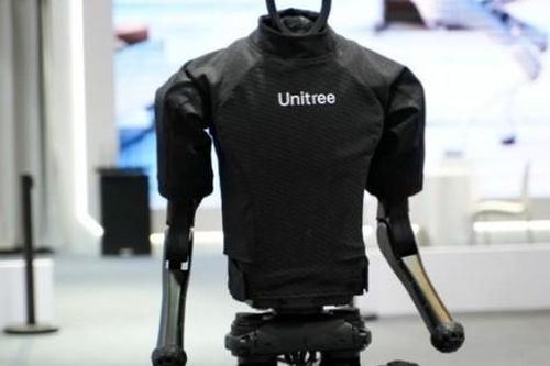 Cho thuê robot hình người 'gây sốt': Giá 27 triệu/ngày, khách đặt kín lịch đến tháng 3