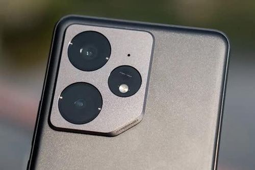Smartphone chống nước, cấu hình 'khủng', pin 7.000mAh, giá chỉ hơn 6 triệu đồng