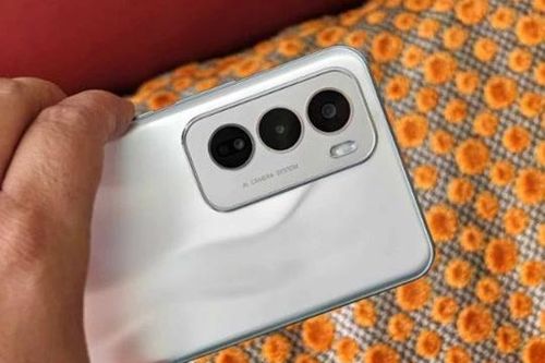 OPPO Reno12 5G giá dưới 10 triệu, diện mạo lẫn trang bị không kém Galaxy S24 hút khách Việt