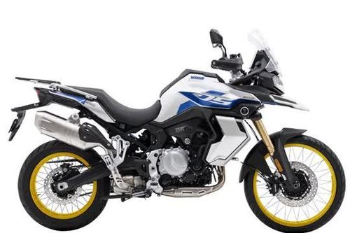 'Xế phượt' 900 phân khối, trang bị hiện đại, giá gần 285 triệu đồng