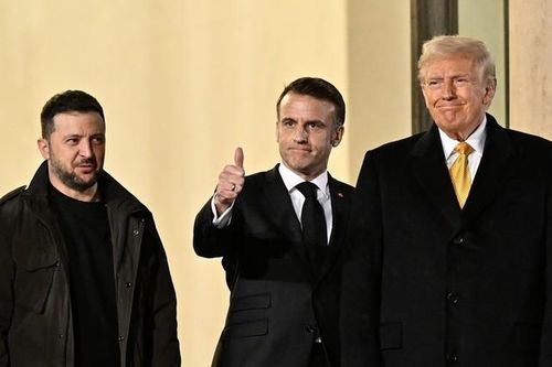 Truyền thông Pháp: Ông Trump đã muốn hủy cuộc gặp với ông Zelensky